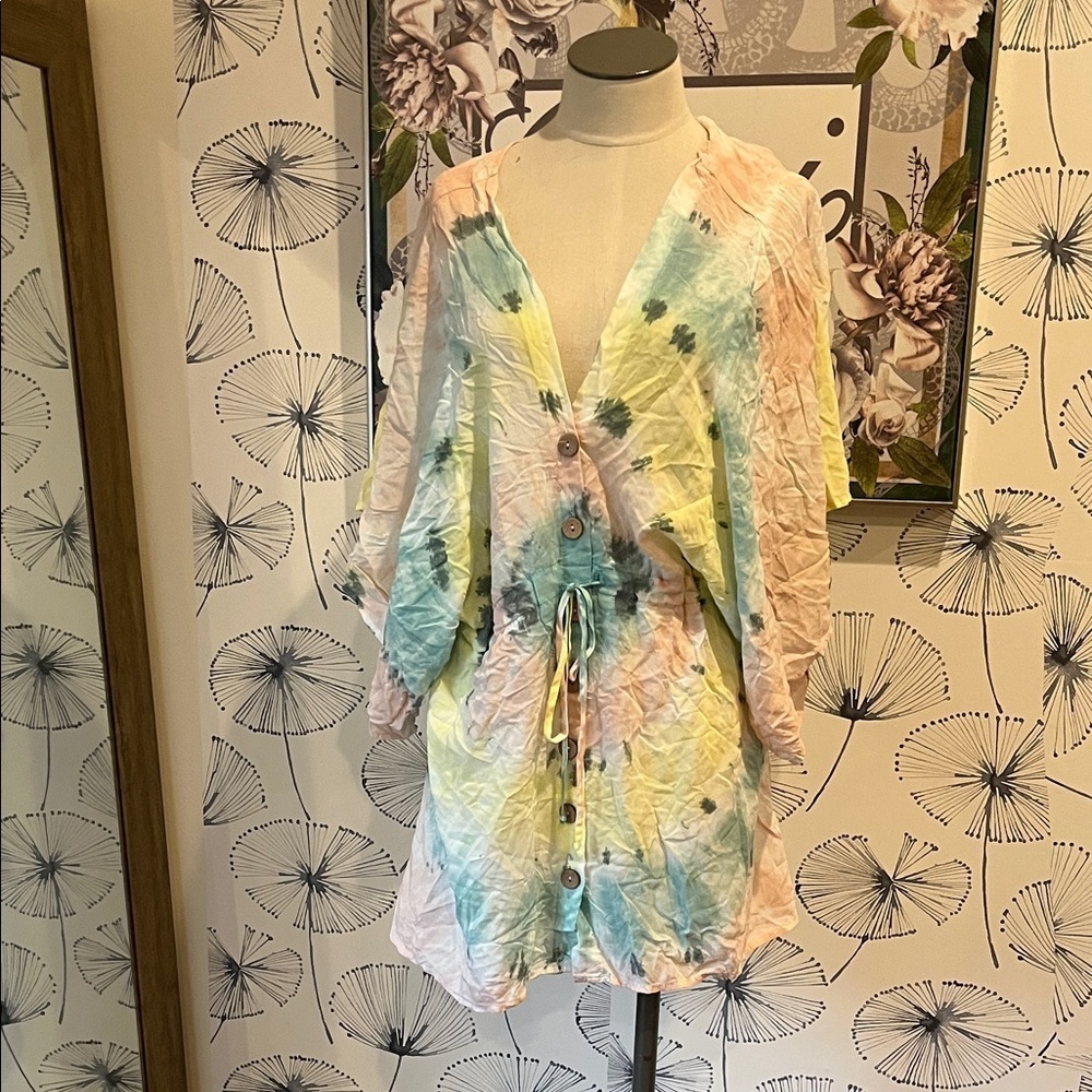 VICI S Tie-Dye Button-Up Kaftan